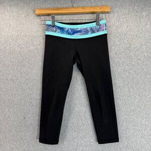 Ivivva Girls Lululemon Size‎ 8 Leggings Reversible Black Blue Watercolor  FLAWS